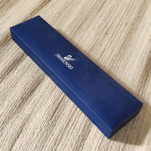 Swarovski LOCK & KEY Rhodium Crystal Charm Bracelet (adjustable) - Picture 5 of 5